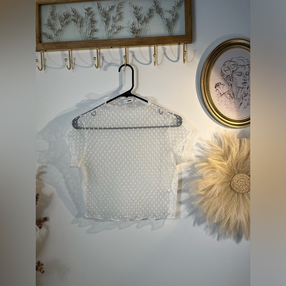 Fashion nova translucent dot top/with lace trim. - Picture 1 of 4